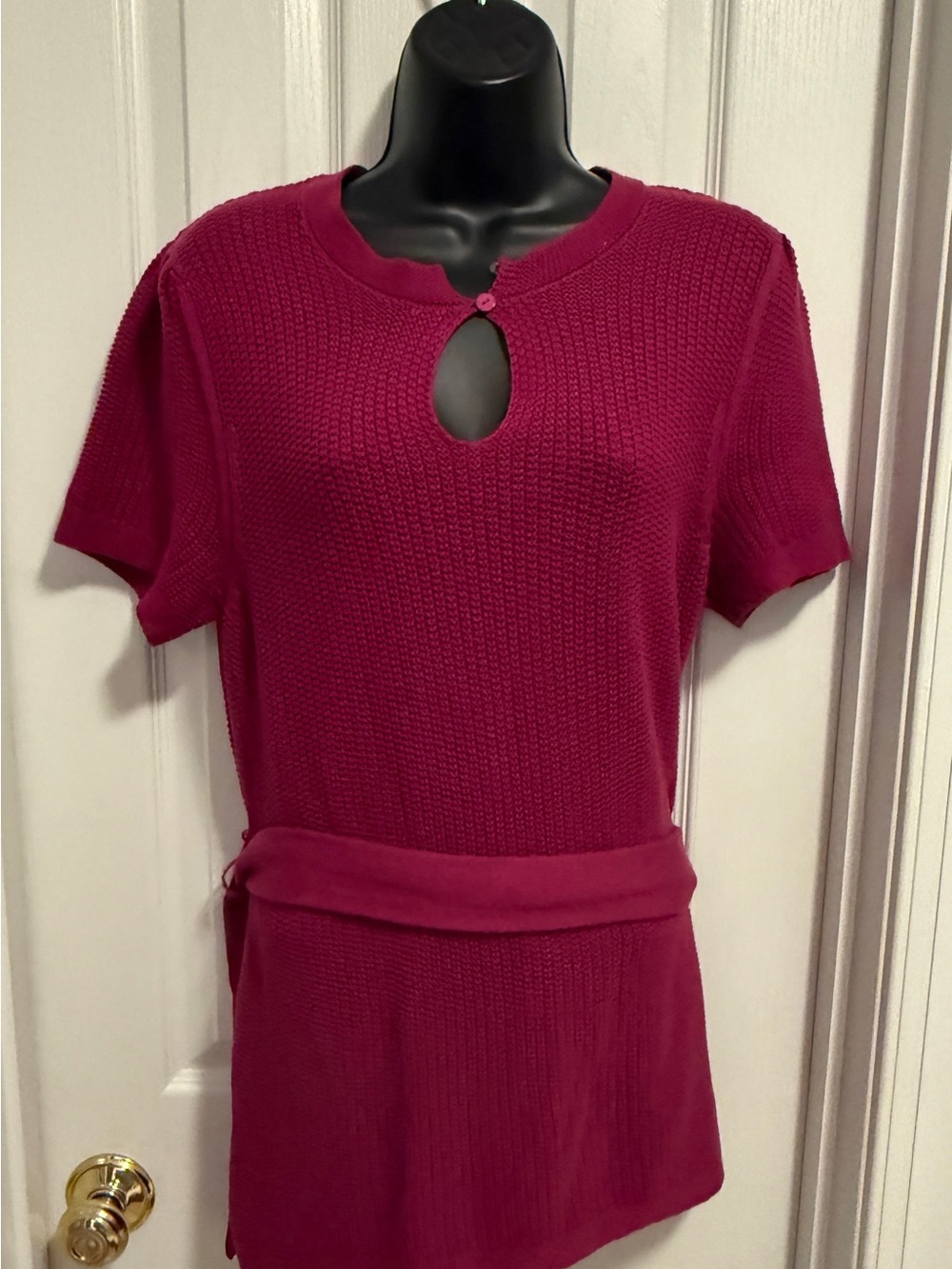 Audrey & Grace Short Sleeve Keyhole Knit Sweater Berry With Belt